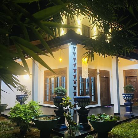 Udara Guest - Yala Safari Villa Exterior photo